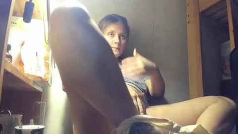 Snapshot of frumcake chatting on 4, 2, 2025 FrumCake online show from 4, 2, 2025