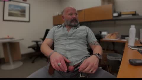 Snapshot of fuckadilf chatting on 11, 2, 2025 fuckadilf online show from 11, 2, 2025