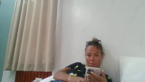Snapshot of fuckhard4you chatting on 8, 4, 2026 La online show from 8, 4, 2026