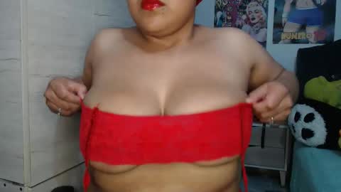 Mia and Gary  online show from 11, 11, 2025