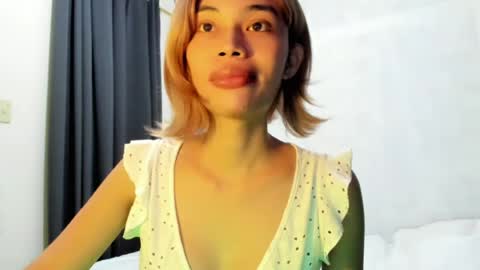 fuckingsexy143 online show from 12, 6, 2026