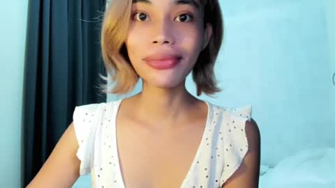 fuckingsexy143 online show from 24, 6, 2026
