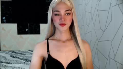 MISS IVANA online show from 12, 1, 2026