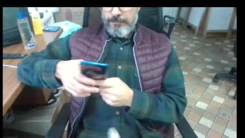 Snapshot of fuckistanbul chatting on 1, 12, 2025 Bruchus online show from 1, 12, 2025