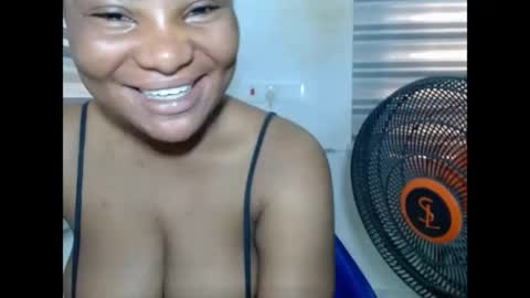 Snapshot of fuckxmypussy chatting on 23, 4, 2026 fuckxmypussy online show from 23, 4, 2026
