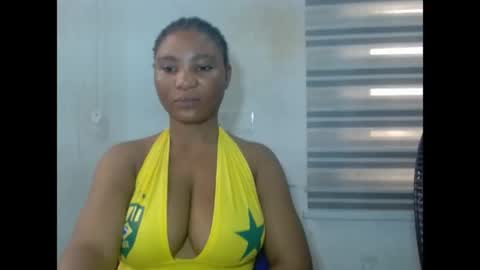 Snapshot of fuckxmypussy chatting on 18, 5, 2026 fuckxmypussy online show from 18, 5, 2026