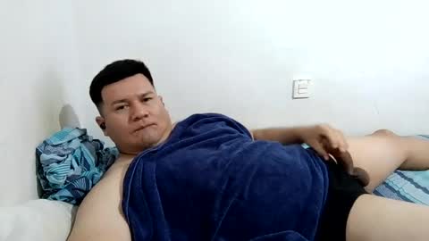 Snapshot of fuckynations chatting on 5, 7, 2026 Fuckdirtymen online show from 5, 7, 2026