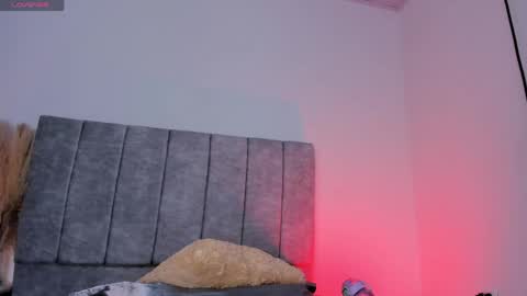 laura - Independent model online show from 2, 6, 2026