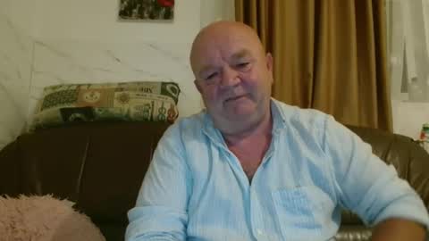 Snapshot of fullballs6 chatting on 12, 11, 2025 fullballs6 online show from 12, 11, 2025