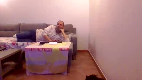 Snapshot of funissimo chatting on 4, 3, 2025 funissimo online show from 4, 3, 2025