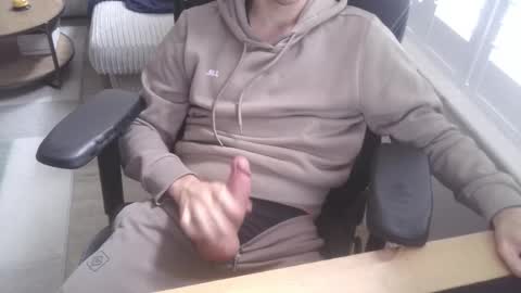 Snapshot of funkybits chatting on 19, 11, 2025 funkybits online show from 19, 11, 2025