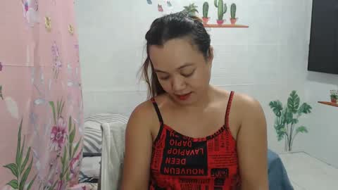 Snapshot of funluvnpinay4u chatting on 6, 12, 2024 MAE online show from 6, 12, 2024