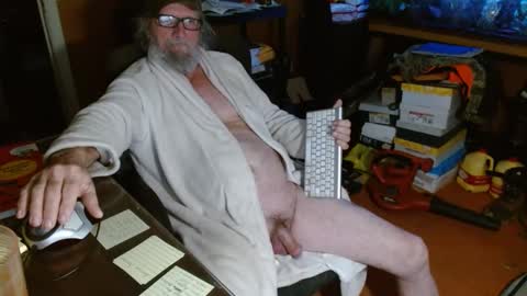 Snapshot of funmike2000 chatting on 15, 1, 2025 mike online show from 15, 1, 2025