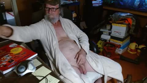 Snapshot of funmike2000 chatting on 19, 1, 2025 mike online show from 19, 1, 2025