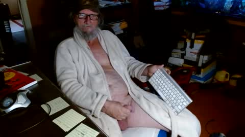 Snapshot of funmike2000 chatting on 21, 1, 2025 mike online show from 21, 1, 2025