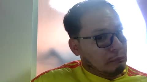 Snapshot of funnyboys18 chatting on 18, 11, 2025 Zanty online show from 18, 11, 2025