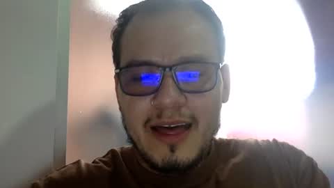 Snapshot of funnyboys18 chatting on 16, 12, 2025 Zanty online show from 16, 12, 2025