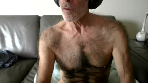 furrydawg online show from 28, 6, 2026