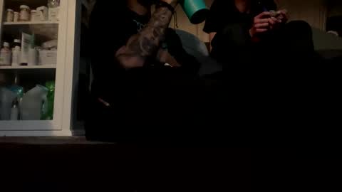 Snapshot of fvvkboyy chatting on 6, 1, 2025 fvvkboyy online show from 6, 1, 2025