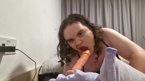 fxckc4rl3yllis99 online show from 2, 3, 2026