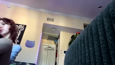 Snapshot of g0ddessluna1800 chatting on 21, 2, 2025 Goddess Luna online show from 21, 2, 2025