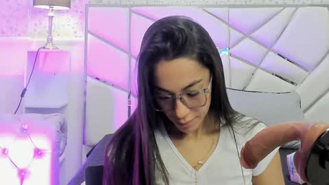 Snapshot of gabbieskinny chatting on 27, 4, 2026 gabbieskinny online show from 27, 4, 2026