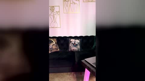 Gabbi Von Tate online show from 3, 6, 2026