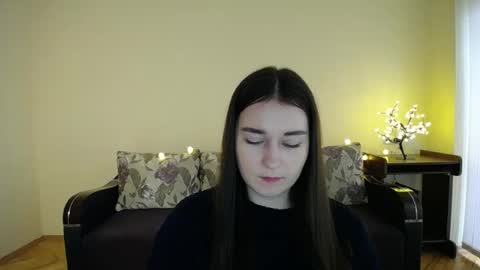 Jaklin online show from 4, 2, 2025