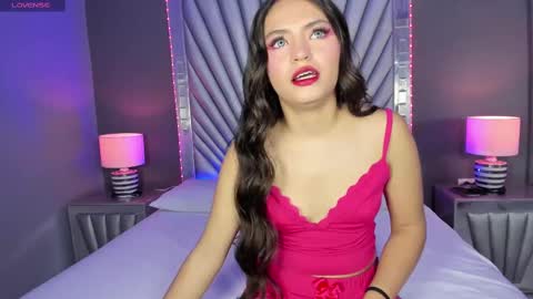Snapshot of gabbybale chatting on 7, 10, 2025 Gabbybale online show from 7, 10, 2025