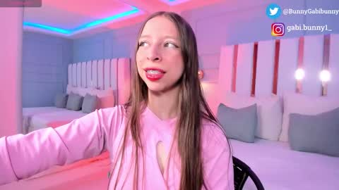 Gabi  online show from 5, 2, 2026