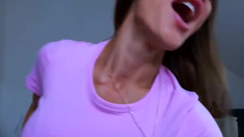 GabiCarter online show from 9, 9, 2025