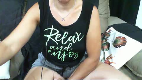 gaby  layla online show from 14, 12, 2024