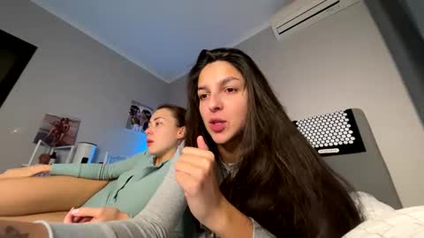 The next stream in car 1 december 10pm time in France online show from 30, 1, 2025