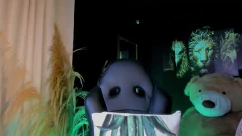 Gabriela Montes online show from 23, 2, 2025