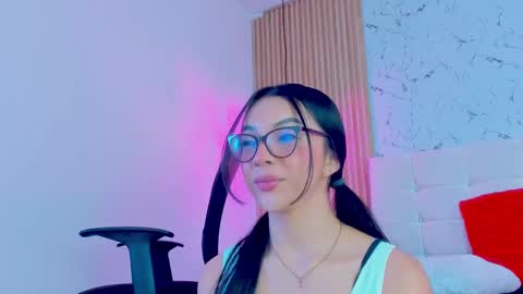 Gabriela Evans MS online show from 5, 3, 2025