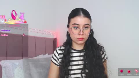 GabrielaRossa online show from 10, 10, 2025