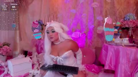 Gabriella Lee online show from 30, 10, 2025