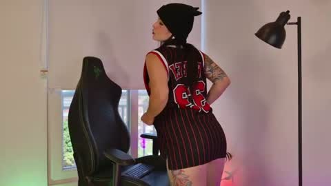 Gaby  online show from 11, 6, 2026