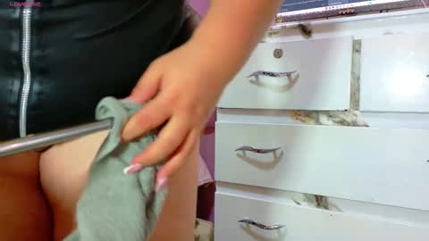 gaby_vegaa online show from 27, 10, 2025