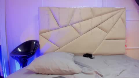  gabriela y Antonella  online show from 15, 1, 2025