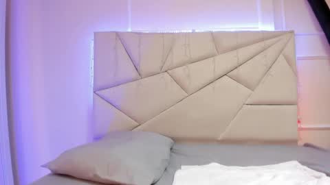  gabriela y Antonella  online show from 28, 1, 2025