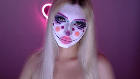 gabygumms online show from 8, 4, 2026