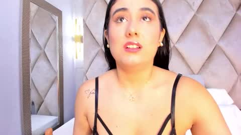 Snapshot of gabyparker_ chatting on 13, 11, 2025 Gaby online show from 13, 11, 2025