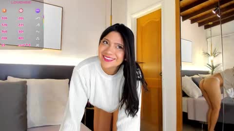 Gaby Vega  online show from 19, 12, 2025