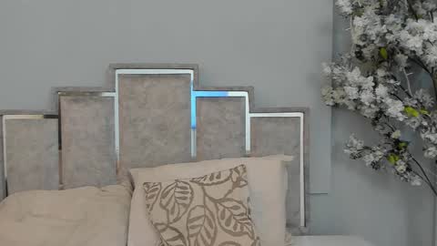 gabyyjones online show from 12, 2, 2025