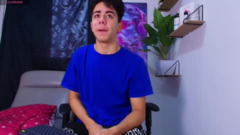 Snapshot of gael_moon chatting on 15, 2, 2026 Gael Moon online show from 15, 2, 2026