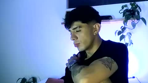 Snapshot of gaelgarcia07 chatting on 24, 2, 2026 Gael Garca online show from 24, 2, 2026