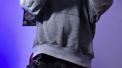 Snapshot of gaeloconner chatting on 5, 1, 2025 Gael Conner online show from 5, 1, 2025