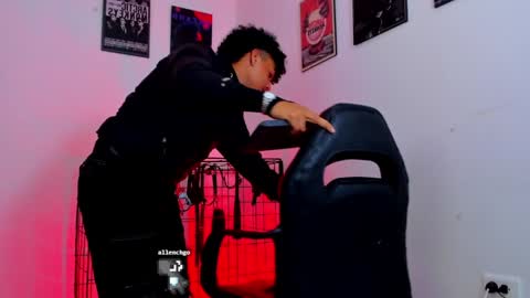 Snapshot of gaeloconner chatting on 26, 1, 2025 Gael Conner online show from 26, 1, 2025