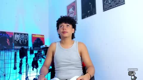 Snapshot of gaeloconner chatting on 23, 2, 2025 Gael Conner online show from 23, 2, 2025